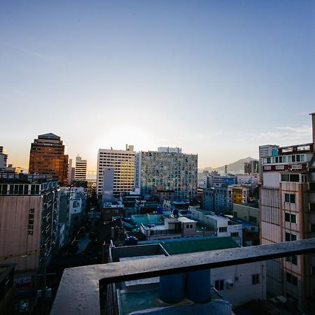 Morning Dew Guesthouse 釜山広域市 エクステリア 写真