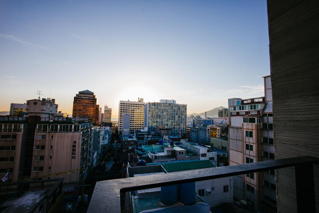 Morning Dew Guesthouse 釜山広域市 エクステリア 写真