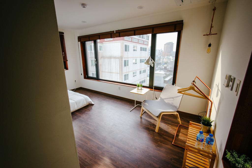 Morning Dew Guesthouse 釜山広域市 エクステリア 写真