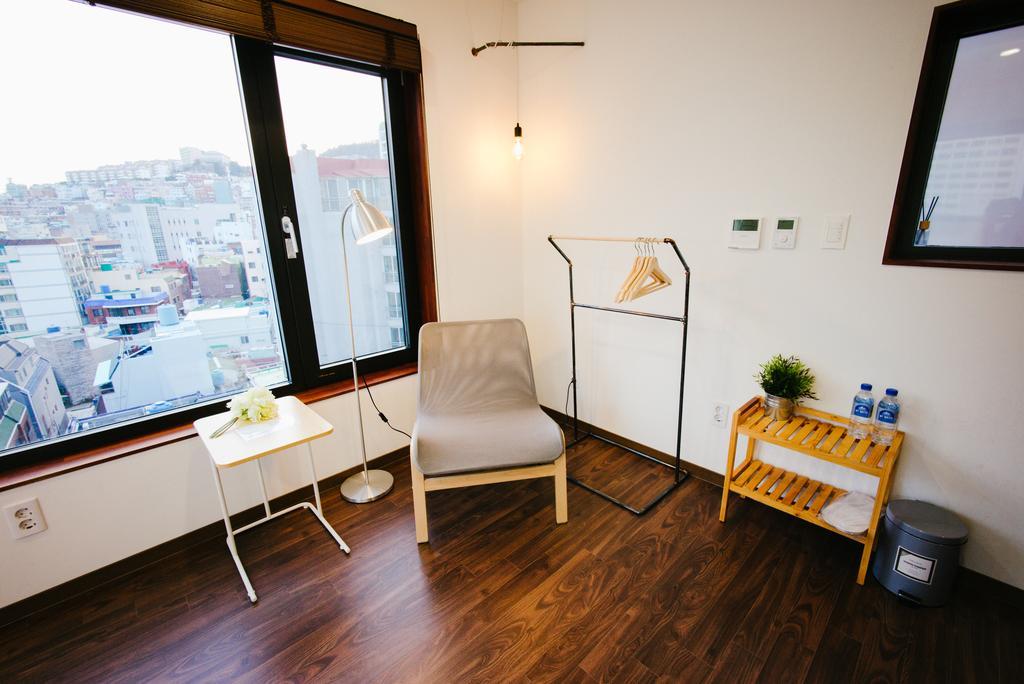 Morning Dew Guesthouse 釜山広域市 エクステリア 写真