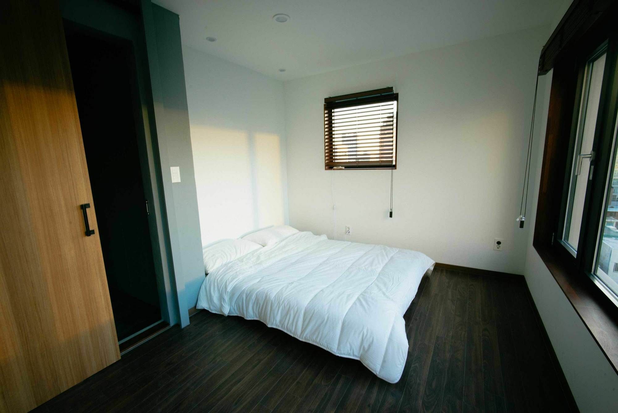 Morning Dew Guesthouse 釜山広域市 エクステリア 写真