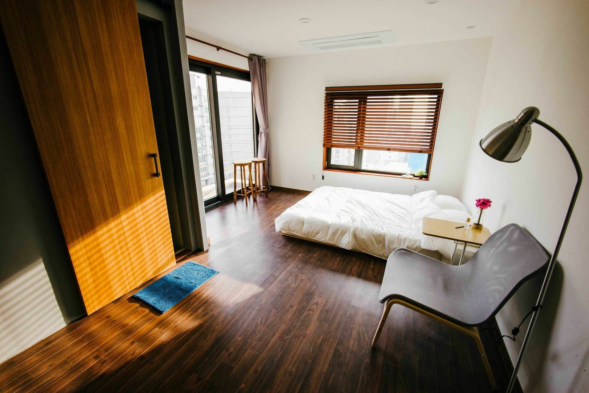 Morning Dew Guesthouse 釜山広域市 エクステリア 写真