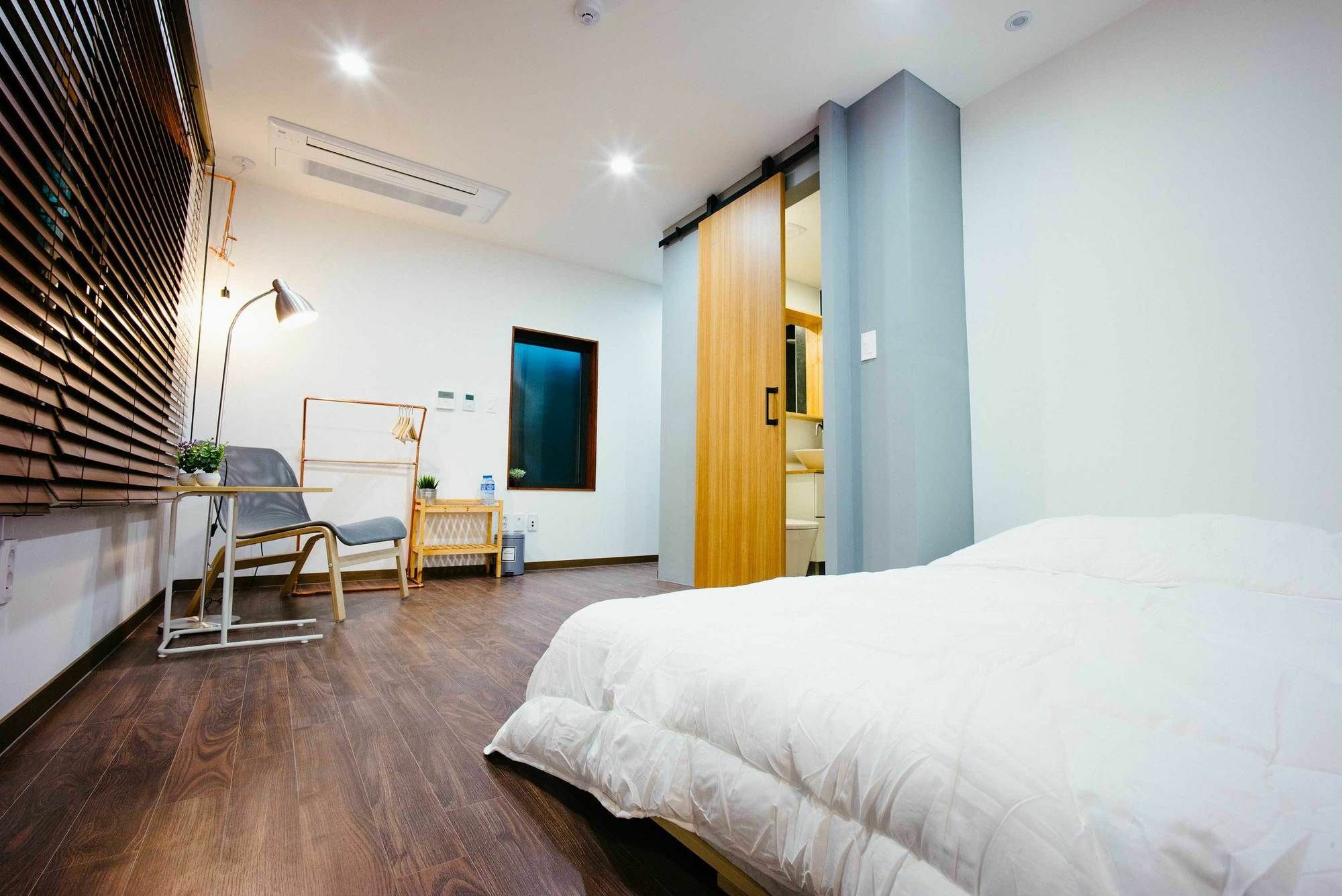 Morning Dew Guesthouse 釜山広域市 エクステリア 写真