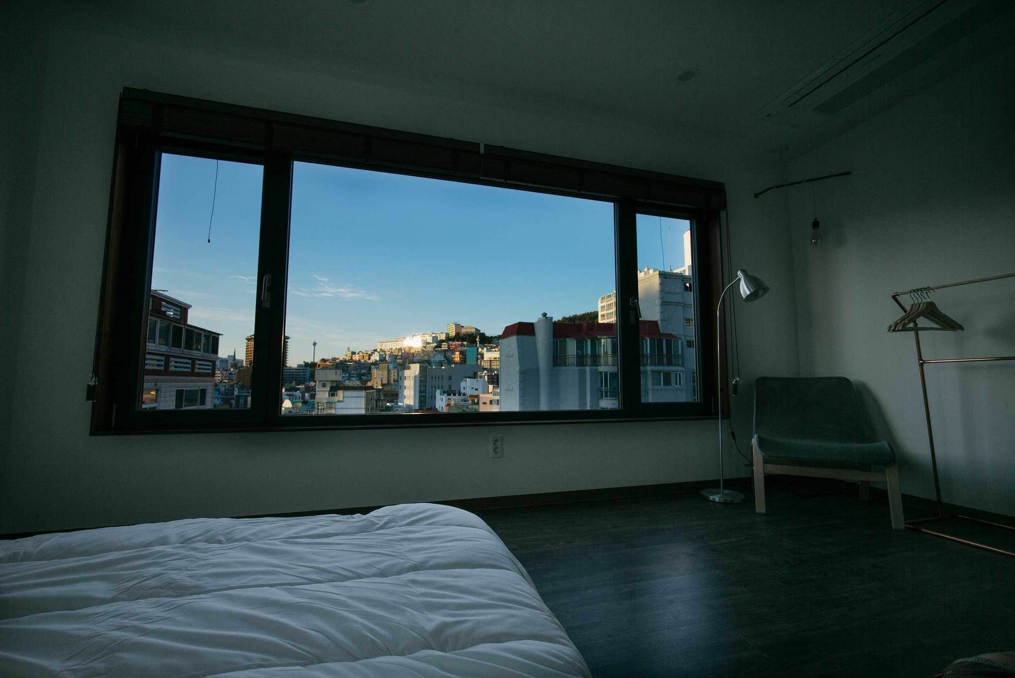 Morning Dew Guesthouse 釜山広域市 エクステリア 写真
